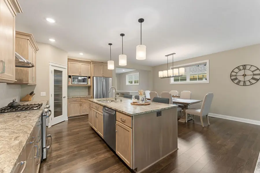 10230 57th Avenue N, Minneapolis, MN 55442 - #3