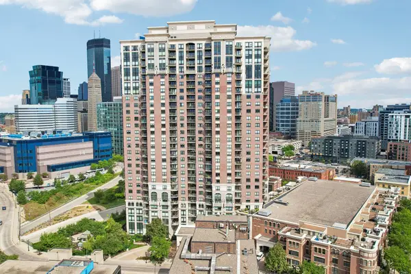 500 E Grant Street #311, Minneapolis, MN 55404