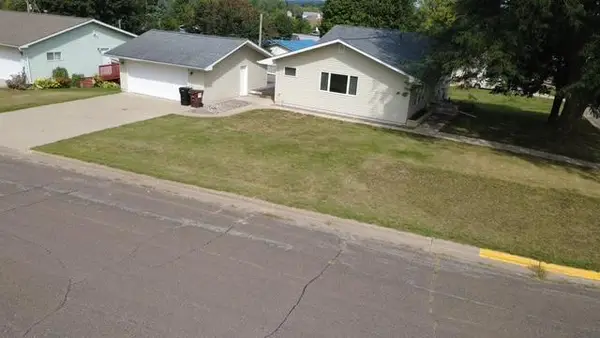 101 N Robert Street, Mabel, MN 55954