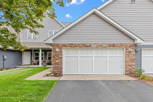 206 Alberta Lane, Little Canada, MN 55117