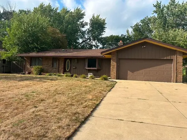 8514 85th Street S, Cottage Grove, MN 55016