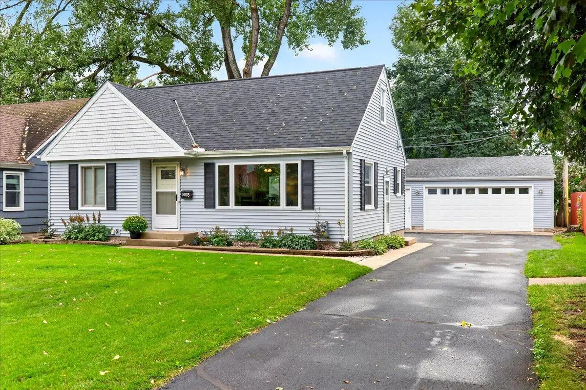8805 Club Road, Saint Louis Park, MN 55426 - #1