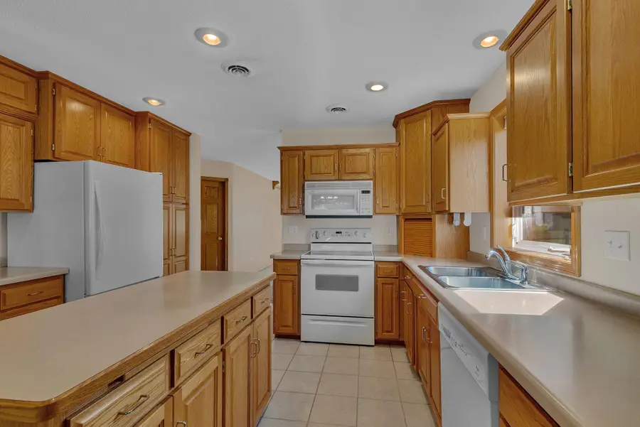 430 41st Avenue S, Saint Cloud, MN 56301 - #3