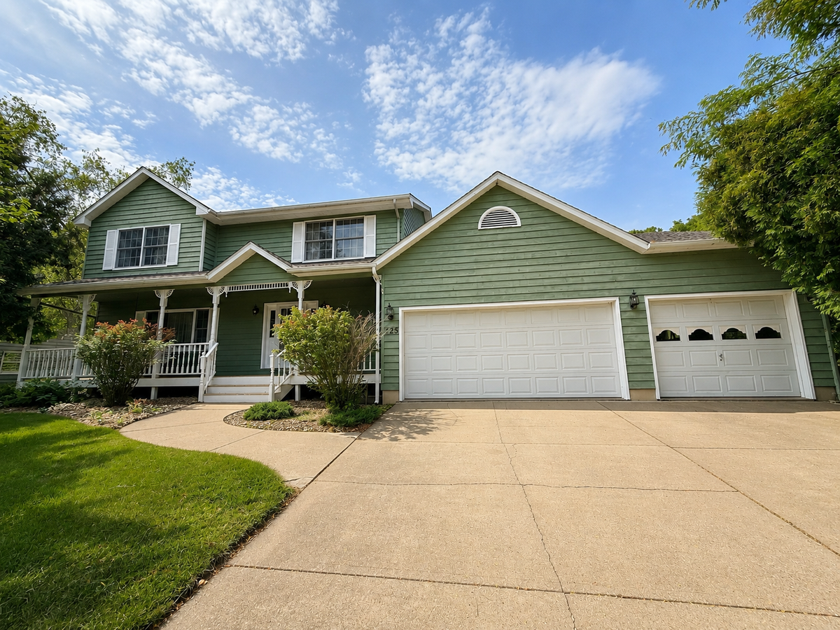225 Oak Leaf Drive, Winona, MN 55987 - #1