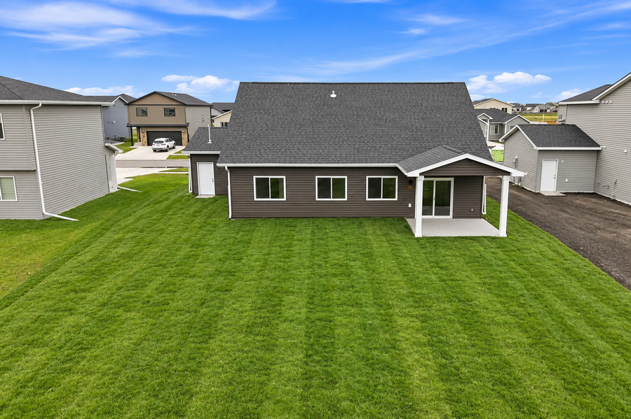 6281 86th Avenue S, Horace, ND 58047 - #2