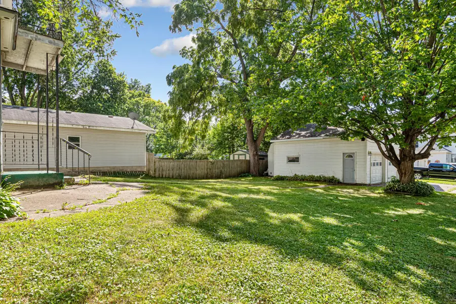 932 3rd Avenue Nw, Faribault, MN 55021 - #3