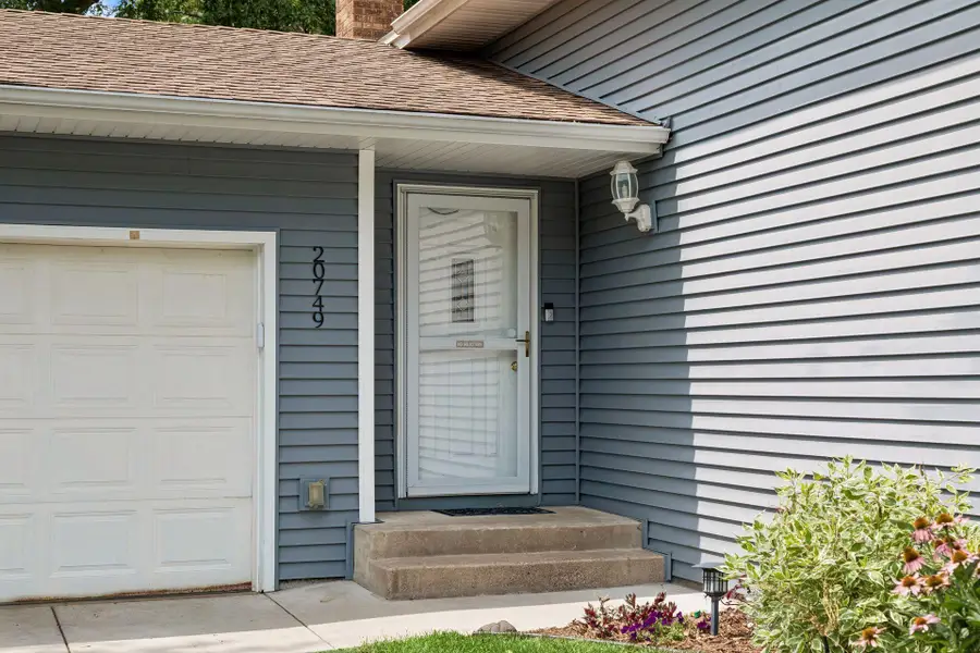 20749 Italy Avenue, Lakeville, MN 55044 - #2