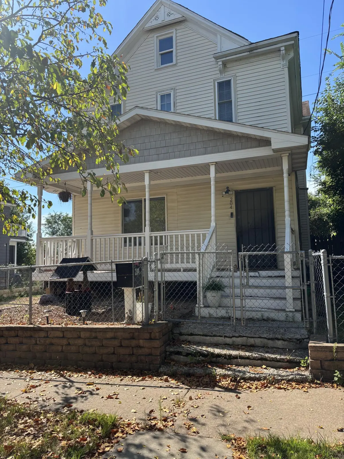 204 Acker Street E, Saint Paul, MN 55117 - #1