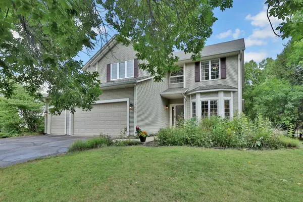 17408 Tessmer Court, Eden Prairie, MN 55347
