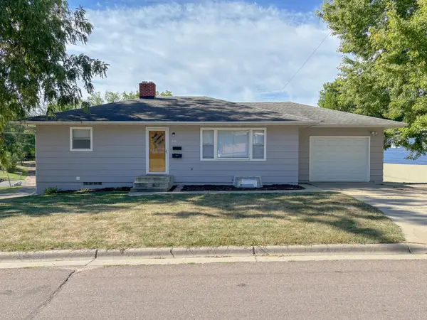 1116 E Mount Faith Avenue, Fergus Falls, MN 56537