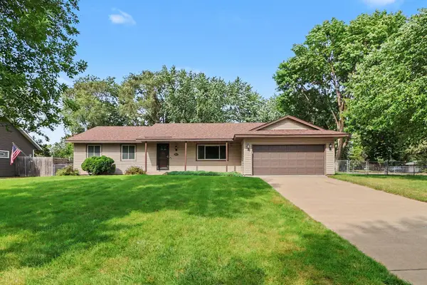2001 102nd Avenue Nw, Coon Rapids, MN 55433