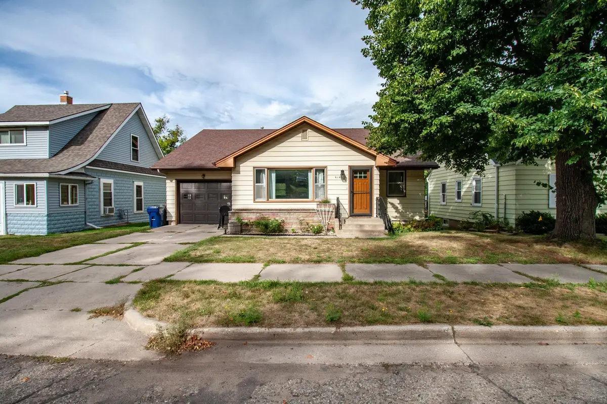 919 N Park Street, Fergus Falls, MN 56537 - #1