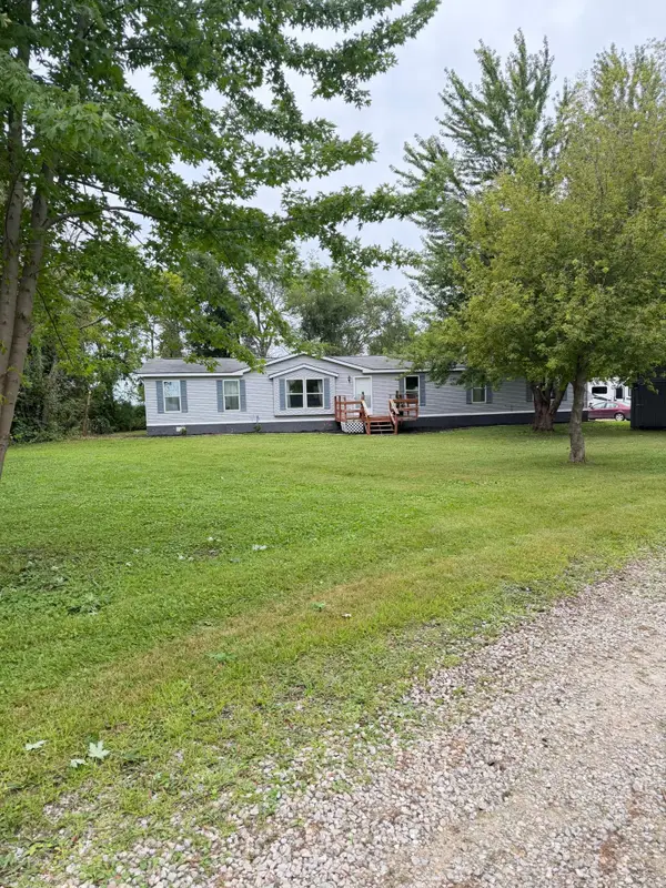 83036 160th Street, Glenville, MN 56036