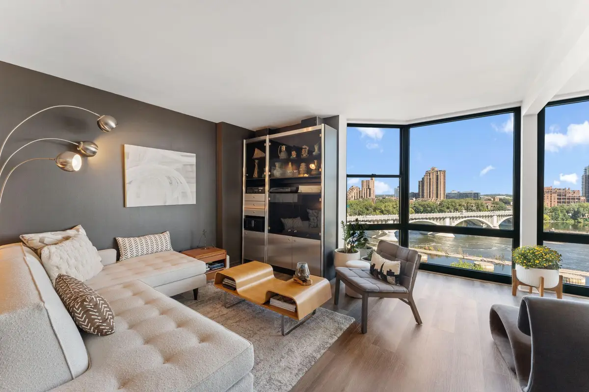 401 1st Street S #912, Minneapolis, MN 55401 - #1