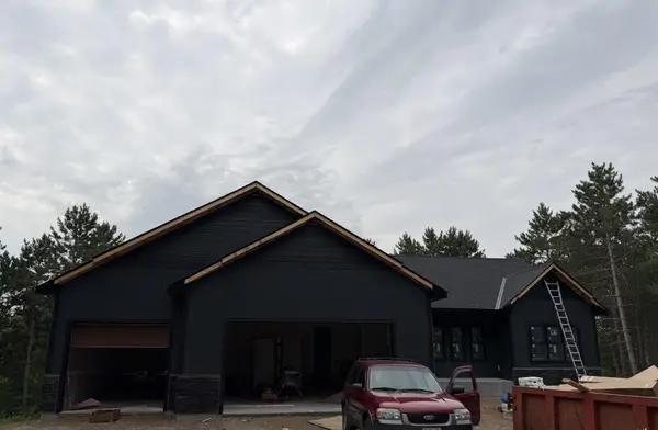 945 Riverdale Court, Somerset, WI 54025
