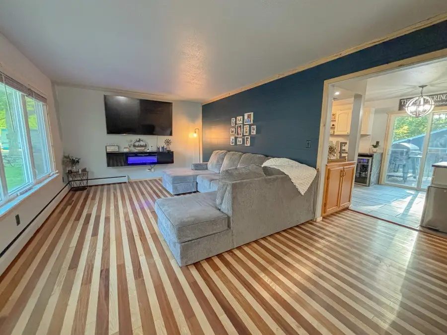 411 5th Street Ne, Barnesville, MN 56514 - #3