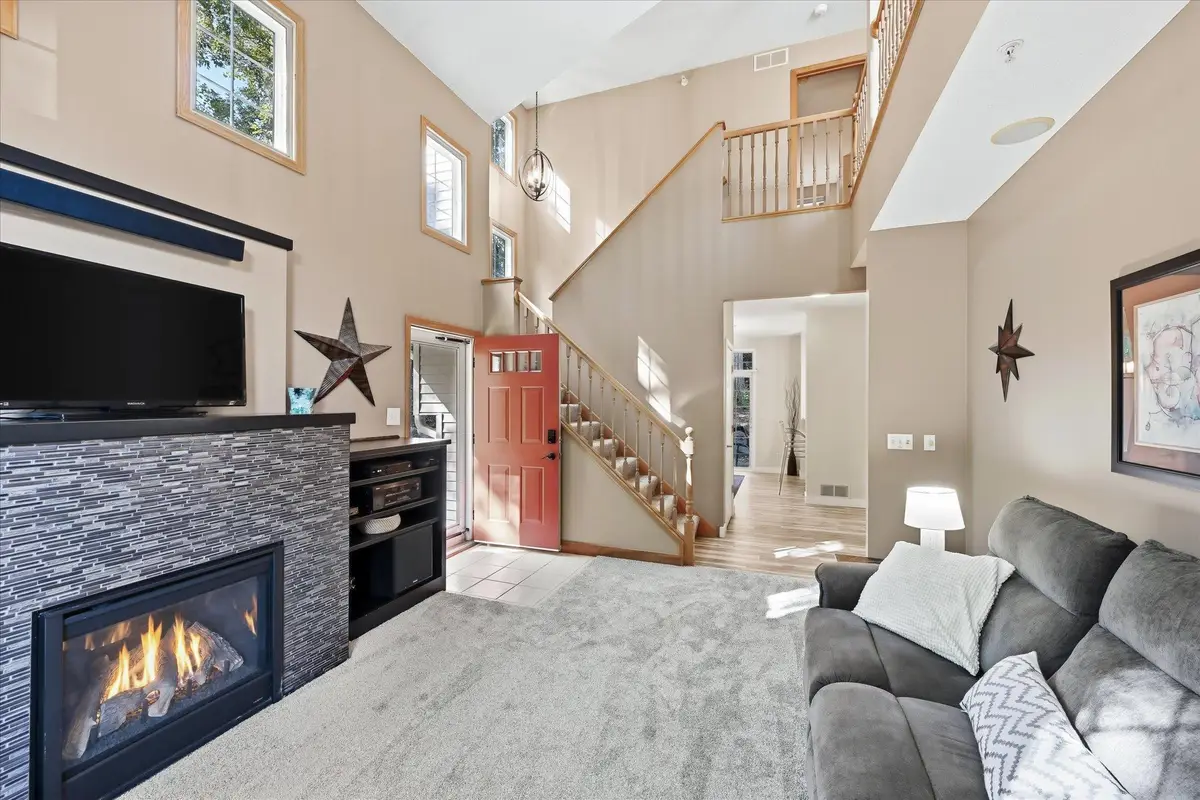14355 Raymond Lane, Eden Prairie, MN 55347 - #1