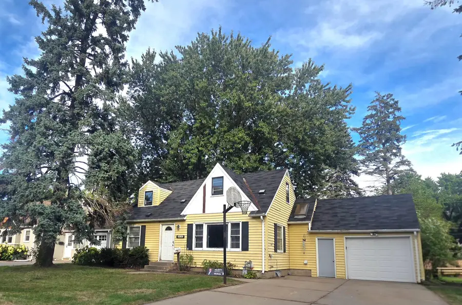 415 Adams Avenue, Edina, MN 55343 - #3