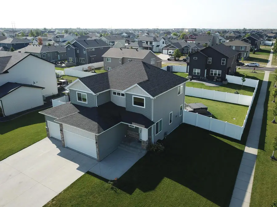 5494 Tanner Avenue S, Fargo, ND 58104 - #3