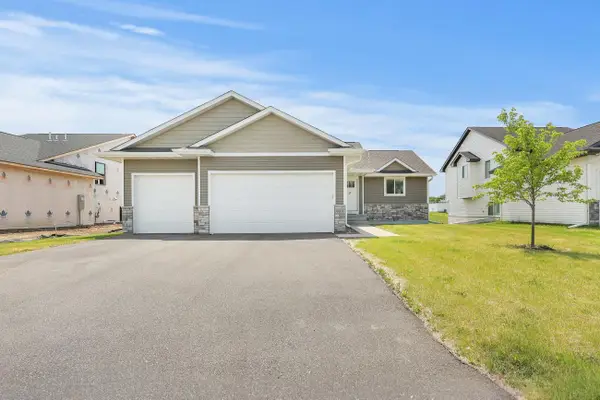 9991 14th Circle Ne, Saint Michael, MN 55376