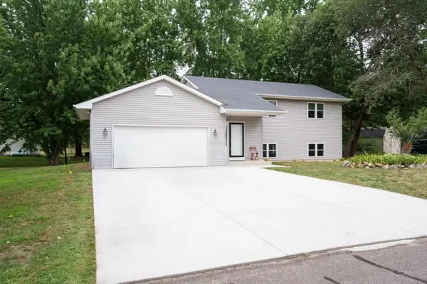 14460 283 1/2 Avenue Nw, Zimmerman, MN 55398