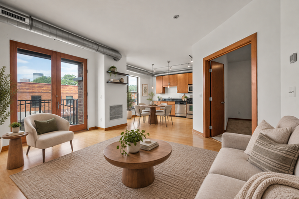 15 E Franklin Avenue #210, Minneapolis, MN 55404