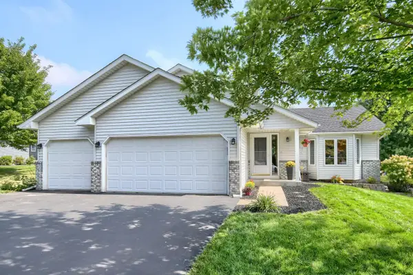 224 Pendryn Hill Bay, Woodbury, MN 55125