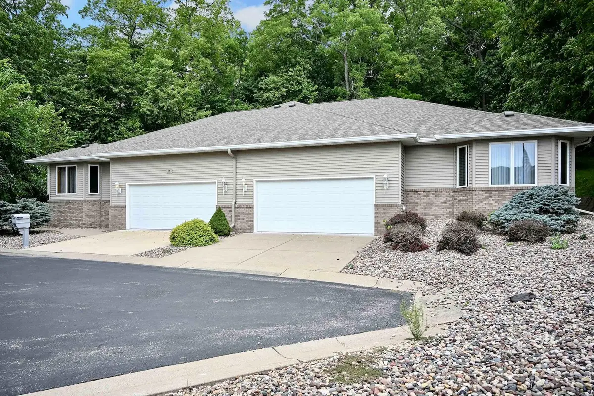 68 Whispering Avenue, Winona, MN 55987 - #1