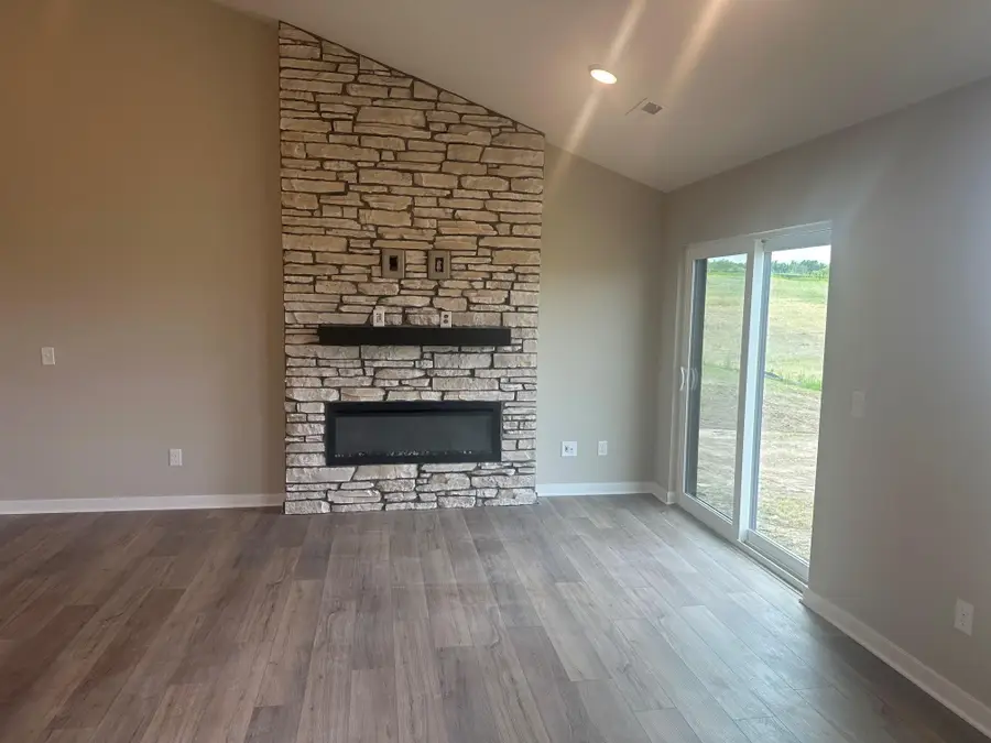 8852 63rd Street S, Cottage Grove, MN 55016 - #3