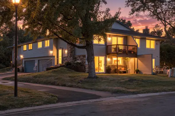 1716 Woodgate Lane, Eagan, MN 55122