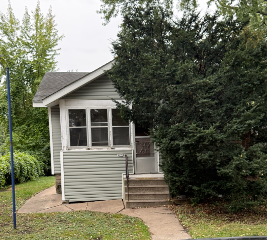 884 Bayard Avenue, Saint Paul, MN 55102