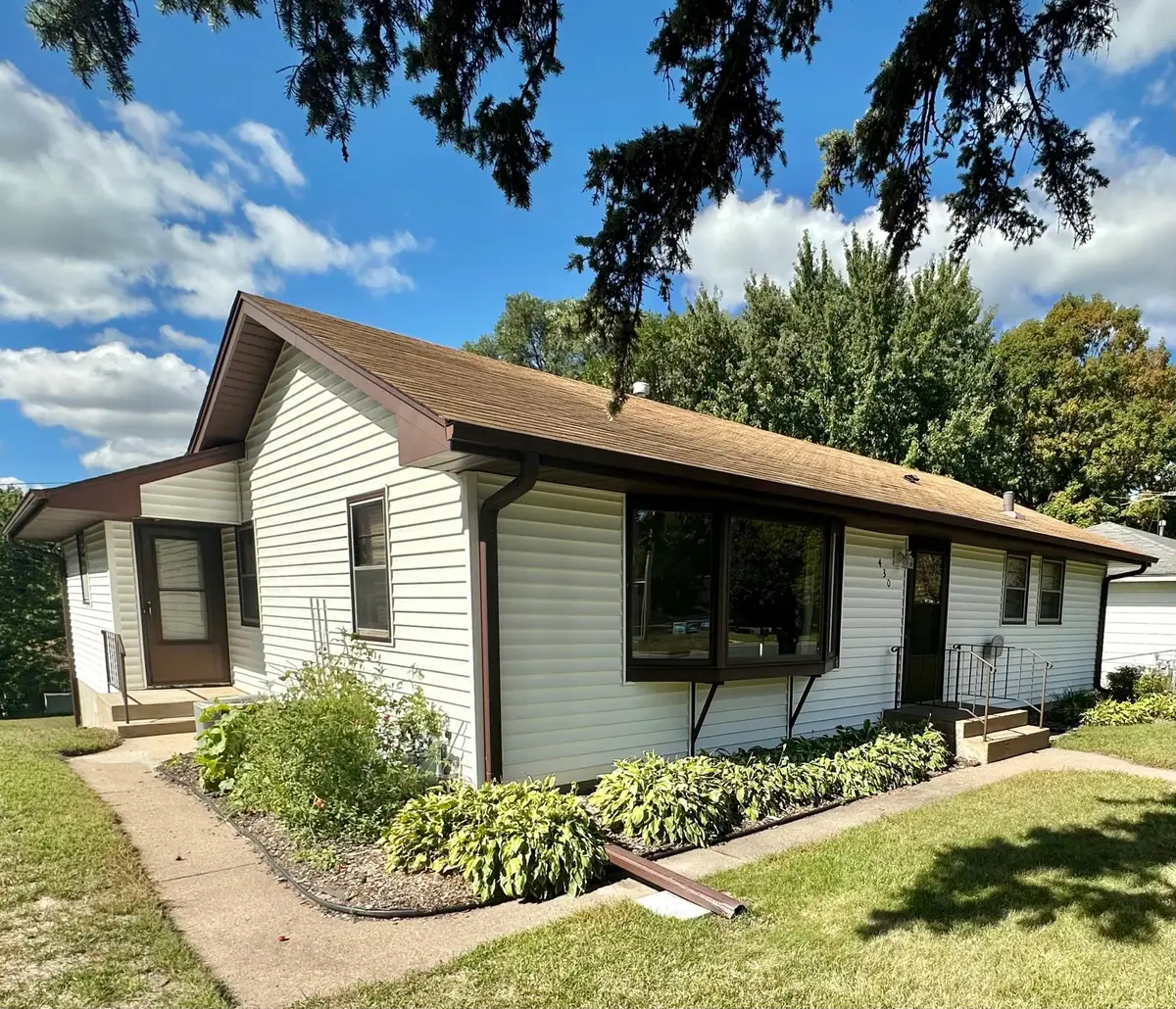 430 11th Avenue Nw, New Brighton, MN 55112 - #1