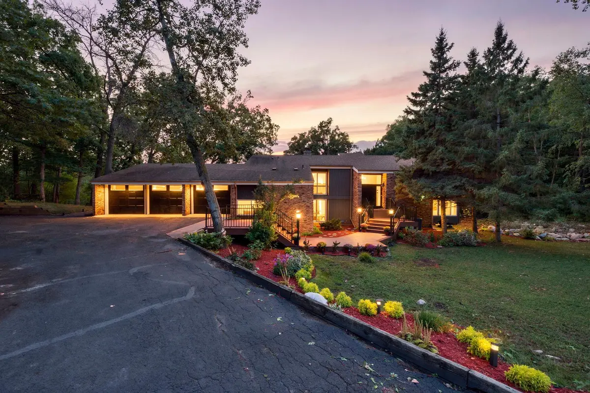 16411 Kingswood Drive, Lakeville, MN 55044 - #1