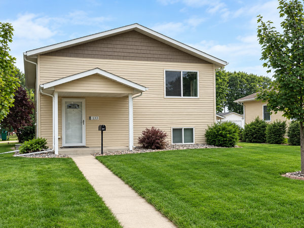 130 12th Street N, Breckenridge, MN 56520