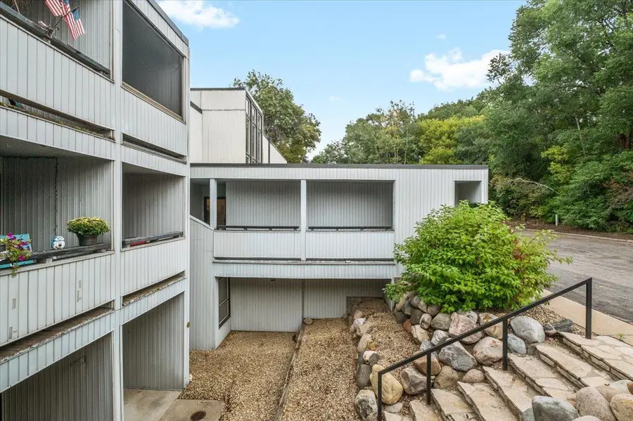 13709 Nicollet Avenue #301, Burnsville, MN 55337 - #2
