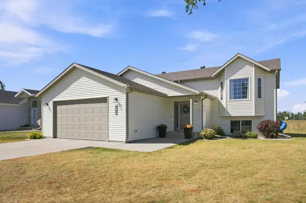 3858 12th Street W, West Fargo, ND 58078