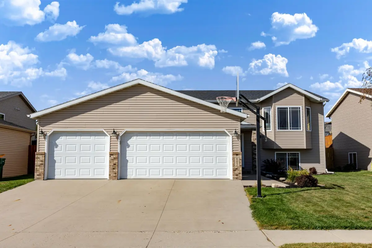 802 18th Avenue W, West Fargo, ND 58078 - #1