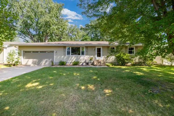 261 1st Avenue Se, New Brighton, MN 55112