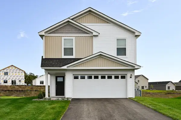 906 Spruce Circle N, Cambridge, MN 55008