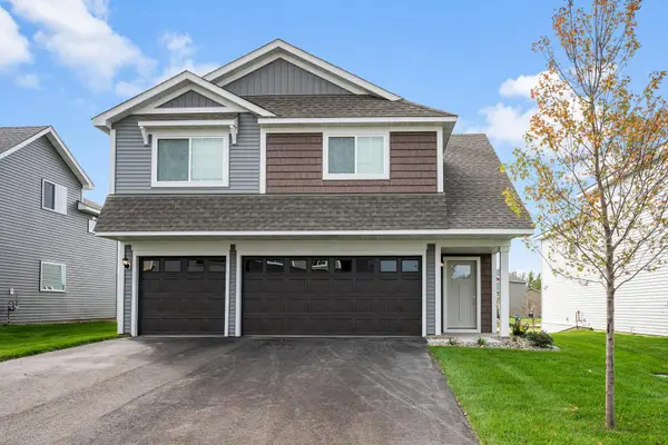 914 Spruce Circle N, Cambridge, MN 55008