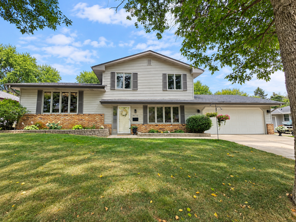 4632 Oregon Avenue N, New Hope, MN 55428