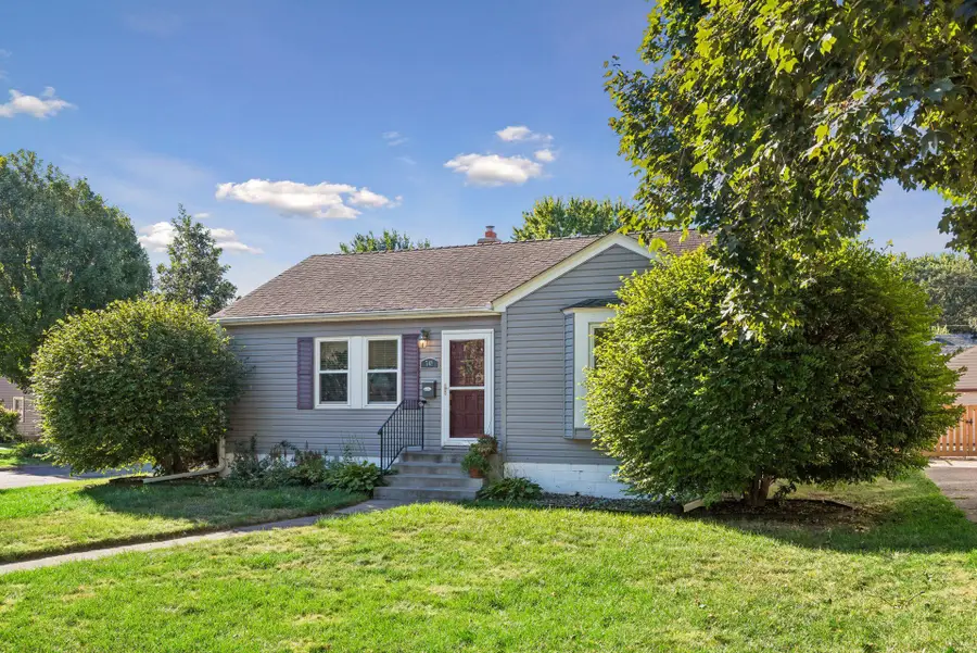 742 Idaho Avenue W, Saint Paul, MN 55117 - #2