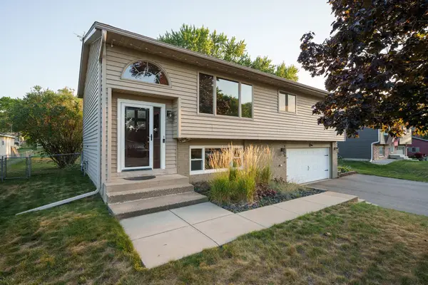 1233 View Court, Hastings, MN 55033