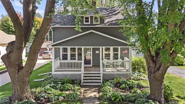 819 S Grove Avenue, Owatonna, MN 55060