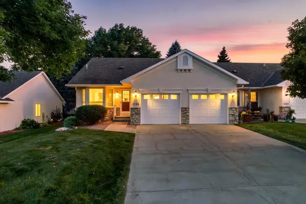 1284 Quincy Circle, Shakopee, MN 55379