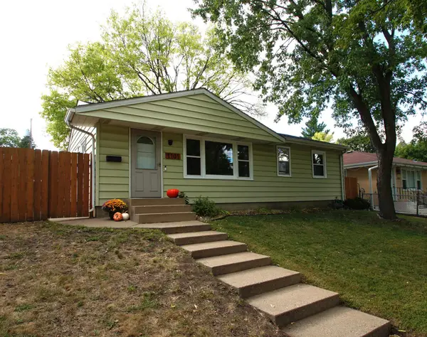1101 Dale Street N, Saint Paul, MN 55117