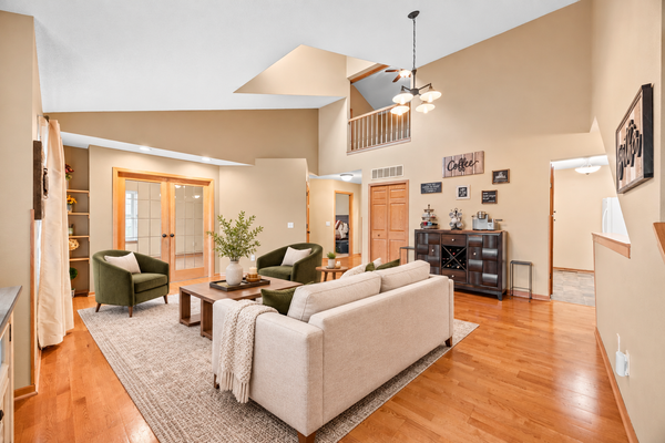 111 Morningside Drive Ne, Hutchinson, MN 55350