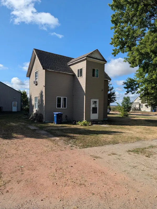 780 Elm Street, Kindred, ND 58051