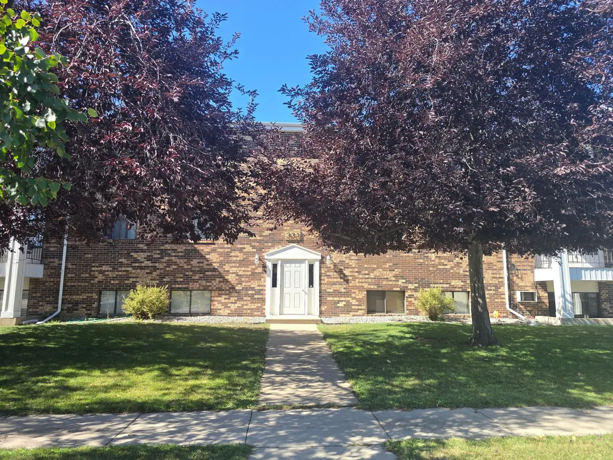 331 Prairiewood Circle S #102, Fargo, ND 58103 - #1