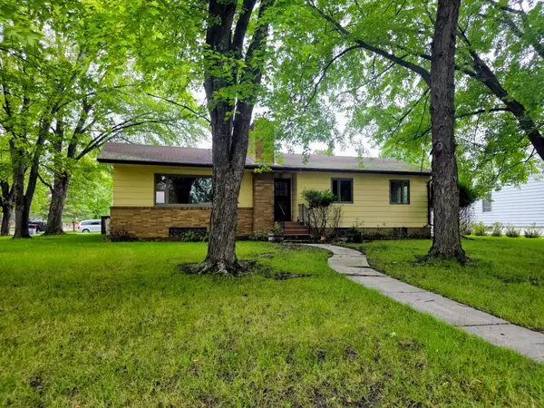 1410 Home Lane, International Falls, MN 56649